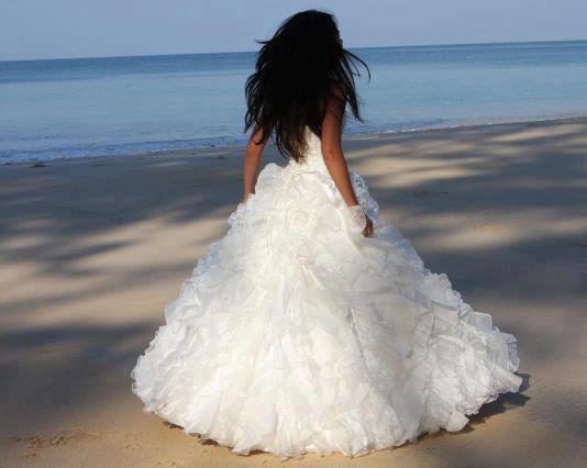 The 12 Most Romantic Wedding Dresses