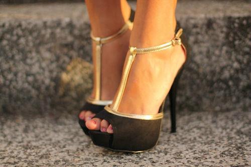 How To Choose Comfortable High Heels