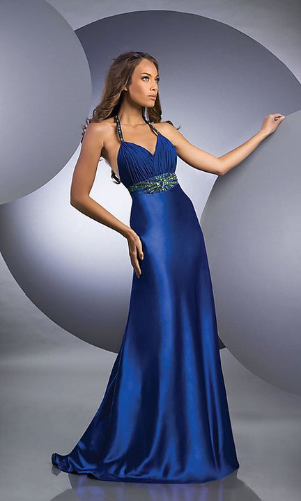 How To Choose The Perfect Prom Dress
