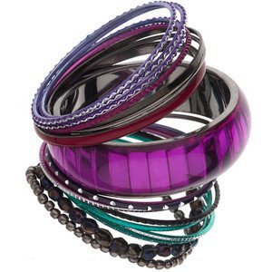 Fashion Guide: How To Style Bracelets