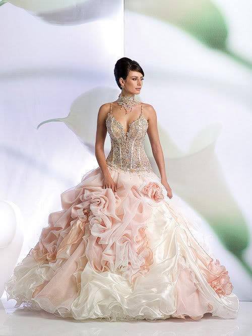 26 Amazing Wedding Dresses