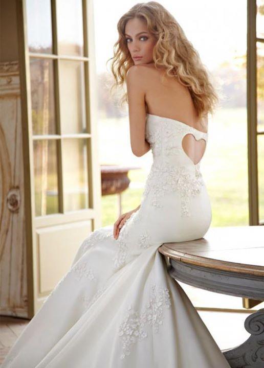 20 Mesmerizing  Wedding Gowns