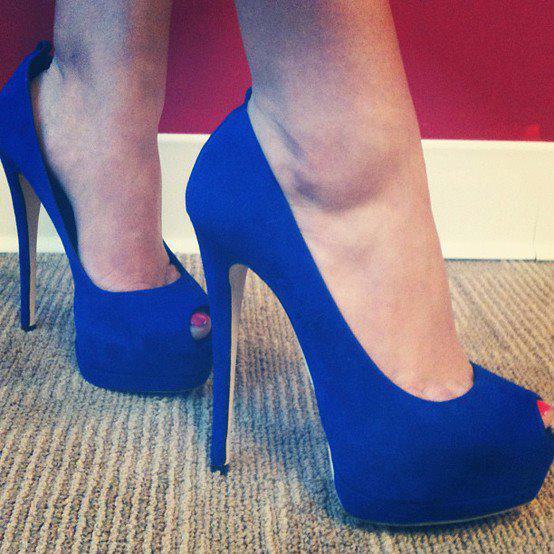 Best Blue Shoes Combinations To Try