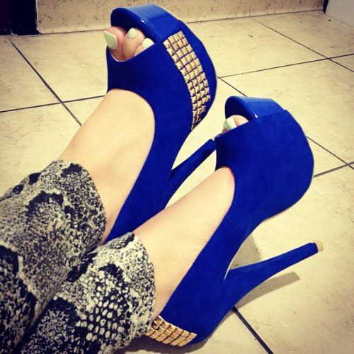 Best Blue Shoes Combinations To Try