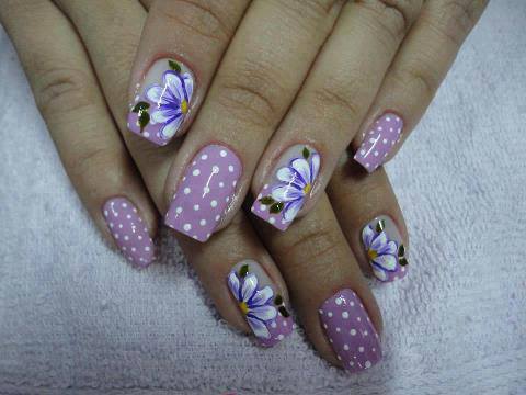 32 Extravagant Summer Nails Art Designs