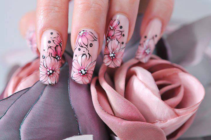 32 Extravagant Summer Nails Art Designs