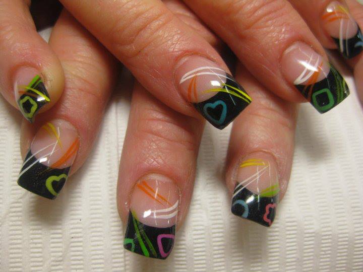 32 Extravagant Summer Nails Art Designs