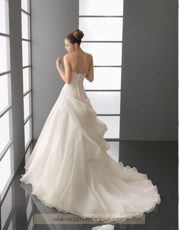 Finding Your Princess Wedding Dress Tips