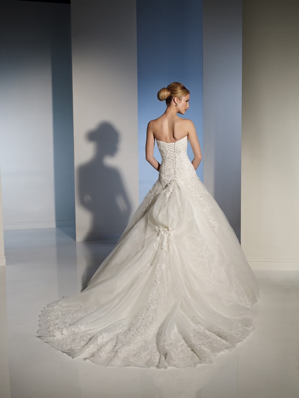 37 Gorgeous Mermaid Wedding Dresses