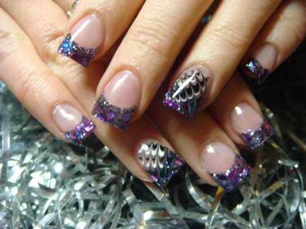 21 Amazing And Attractive Nail Paint Designs