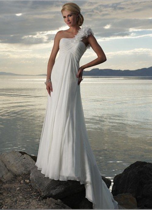 How To Choose A Beach Wedding Dress