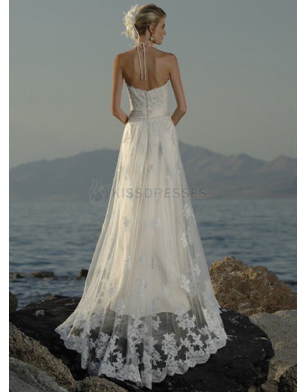 How To Choose A Beach Wedding Dress
