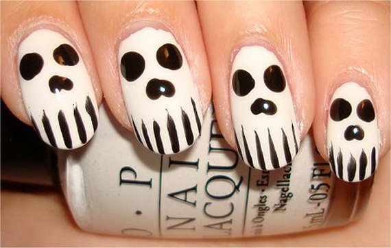 22 Simple And Cute Halloween Nail Art Ideas