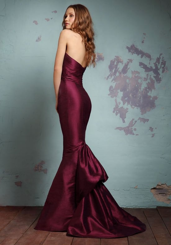 An Ultimate Evening Dress Shopping Guide