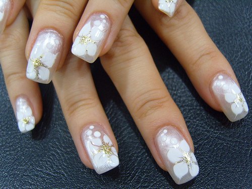 24 Stylish Summer Nail Art Designs