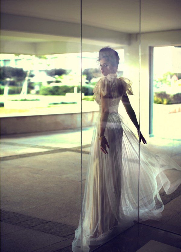 MODERN, DARING & GLAM WEDDING DRESES BY ZAHAVIT TSHUBA