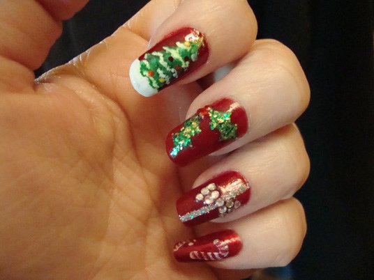 24 Christmas Nails Art Designs