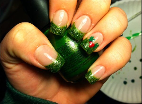 24 Christmas Nails Art Designs