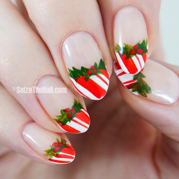 31 Attractive Christmas and New Year's Eve Nail Art Designs That Will Leave You Breathless