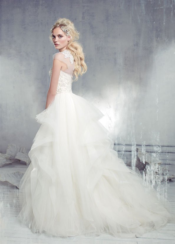 22 Fantastic Wedding Dresses Collection By Alvina Valenta