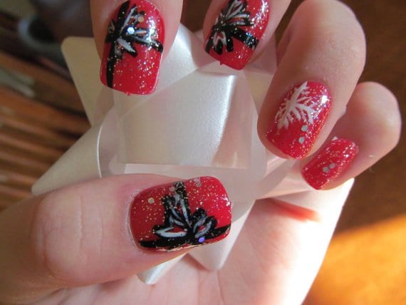 29 Creative Christmas Nails Designs