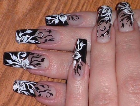 20 Black and White Nails To Copy