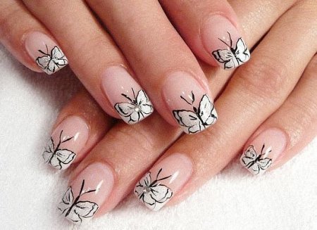 20 Black and White Nails To Copy