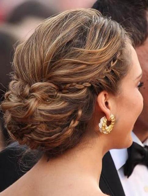 Bridal Hair Accessories For Modern Brides