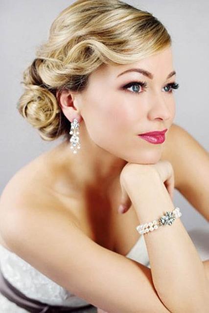 Bridal Hair Accessories For Modern Brides