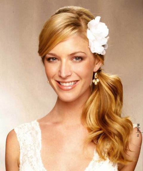 Bridal Hair Accessories For Modern Brides