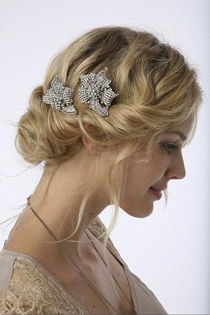 Bridal Hair Accessories For Modern Brides