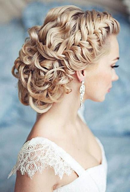 Bridal Hair Accessories For Modern Brides