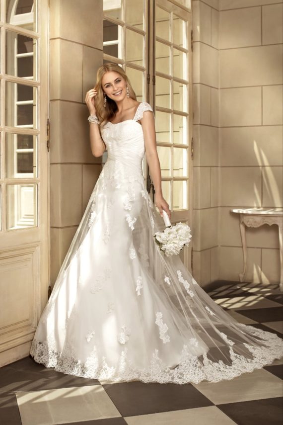 stella york wedding dress