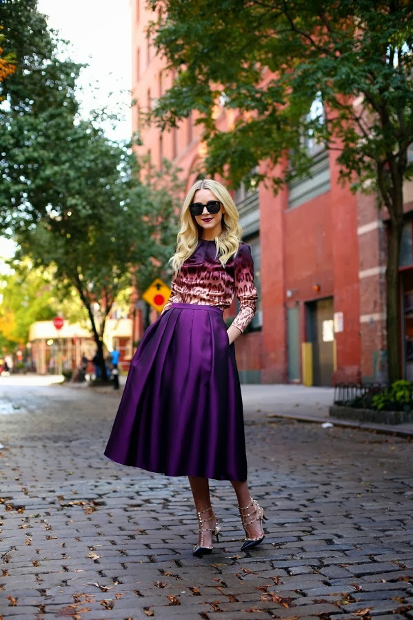 How To Wear Skirts On A Stylish Way