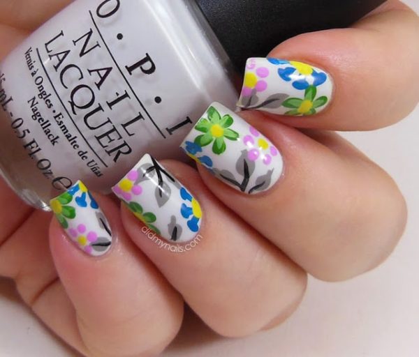 25 Amazing Flower Nail Art Design Ideas