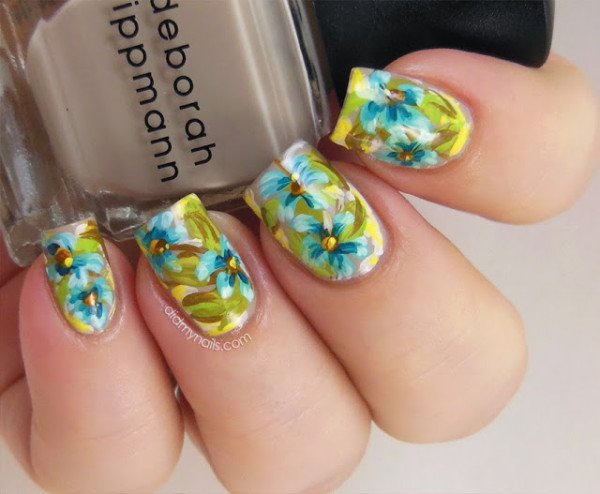 25 Amazing Flower Nail Art Design Ideas