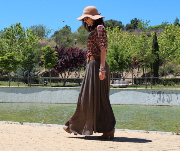 28 Trendy Maxi Skirts For This Spring
