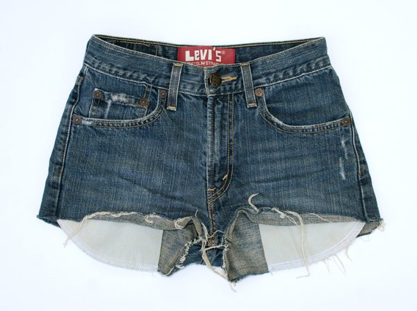 Trendy DIY Denim Shorts Makeover