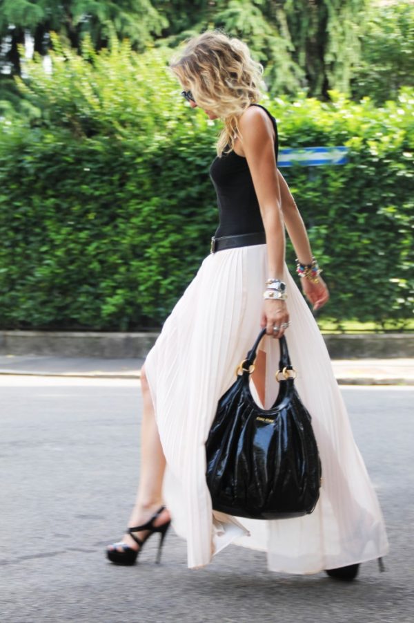 How To Wear Maxi Skirts And Dresses