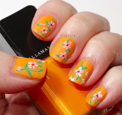 19 Fashionistic Nail Art designs For This Summer