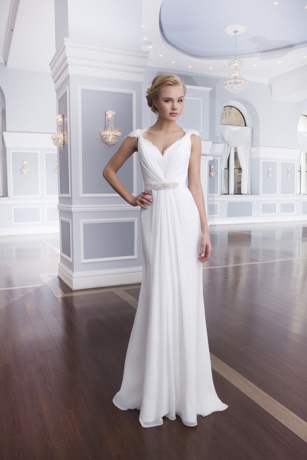 The most beautiful wedding dresses by Lillian West   PART 1