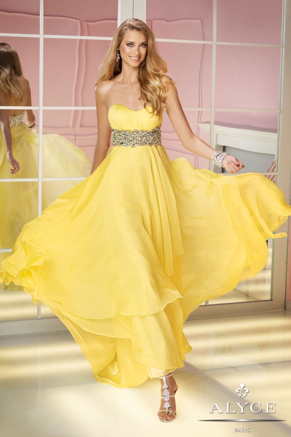 An Ultimate Prom Dress Shopping Guide