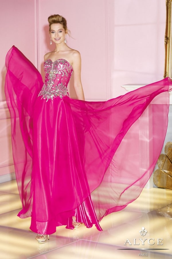 An Ultimate Prom Dress Shopping Guide