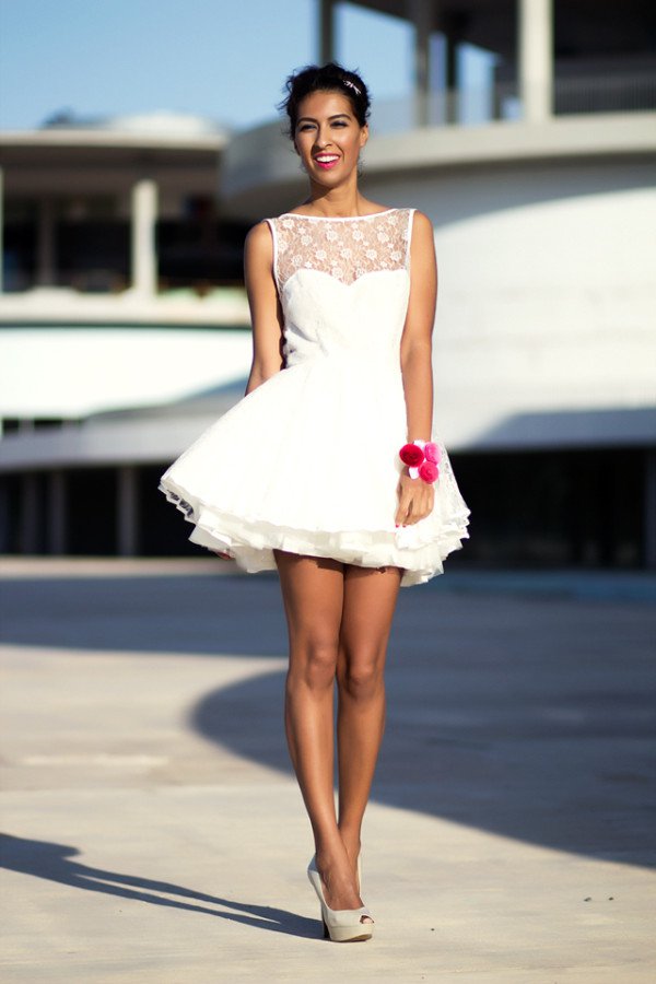 Wonderful White Short Dresses For Every Occasion