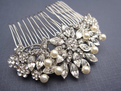 How To Choose A Wedding Hair Comb