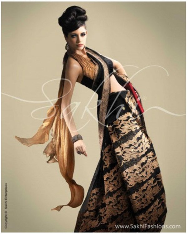 ONLINE SHOPPING: HOW TO BUY DESIGNER SAREES