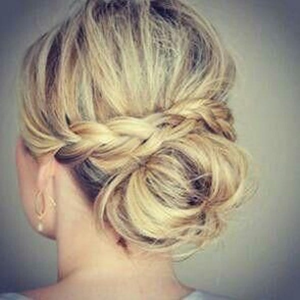 How To Choose Your Wedding Hairstyle