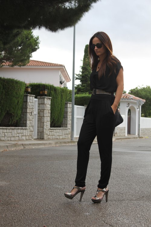 Tricks And Tips On How To Wear Jumpsuit