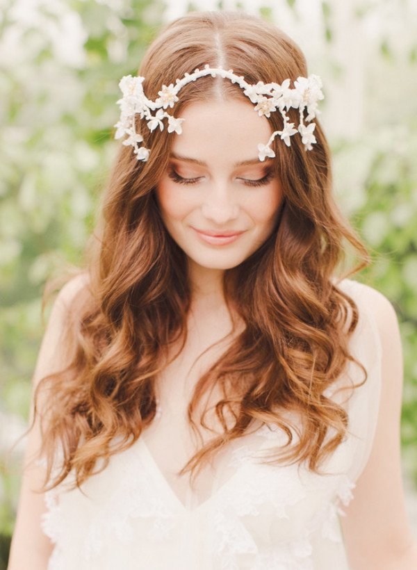 15 BEAUTIFUL WEDDING HAIRSTYLES FOR LONG HAIR