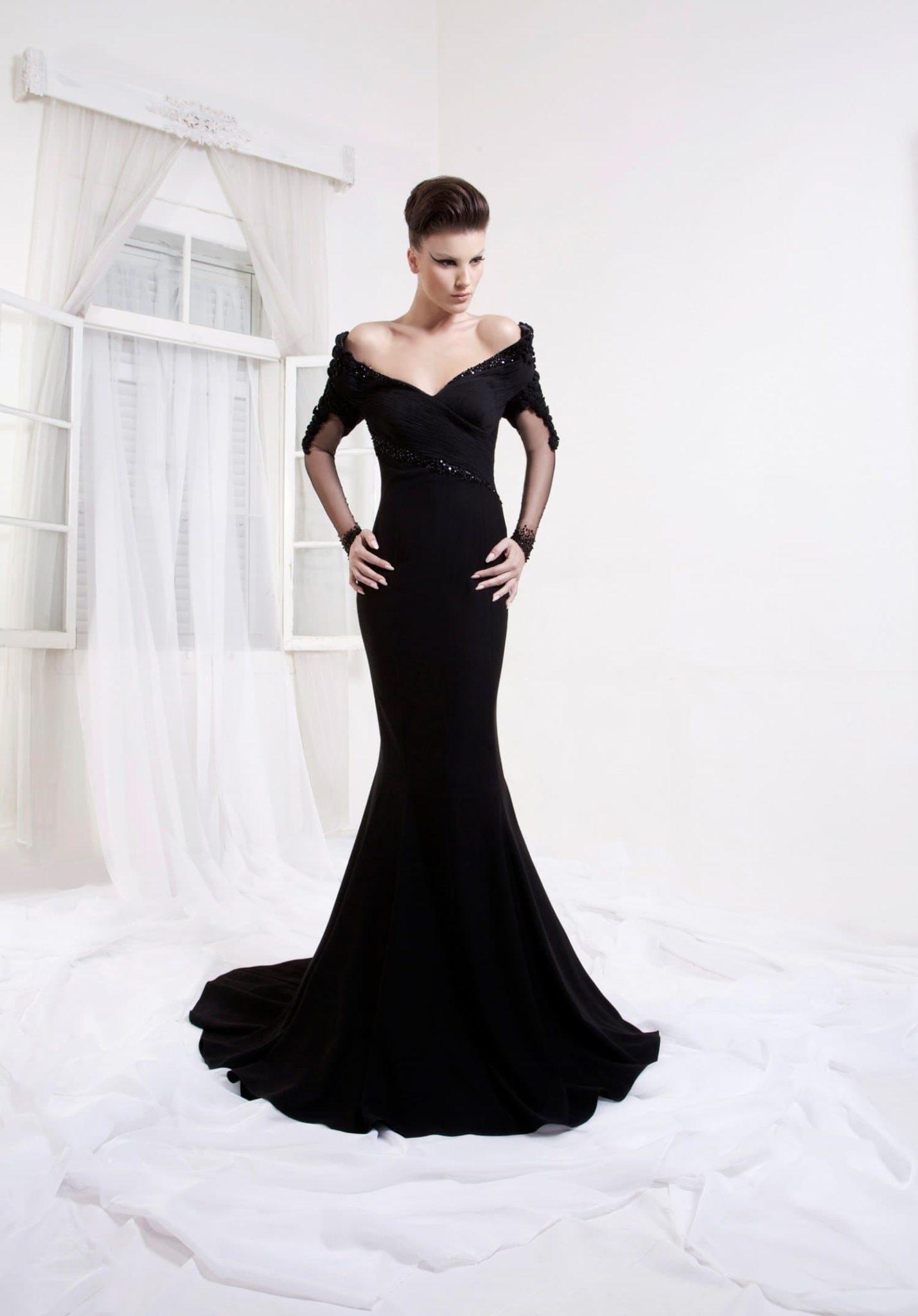 SLEEK AND MODERN EVENING DRESSES FROM TAREK SINNO FOR THIS FALL - ALL ...
